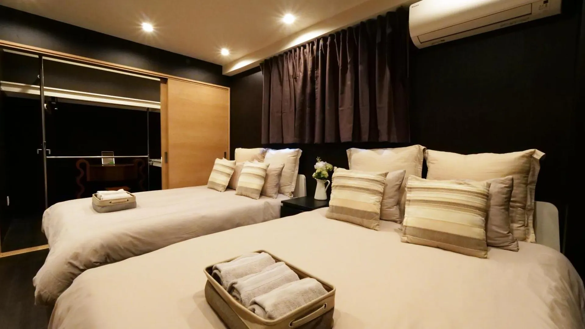 Charming Guesthouse In The Heart Of Okubo 丶steps To Metro And Convenient Travel! Yos4 Tokyo 0*,  Japan